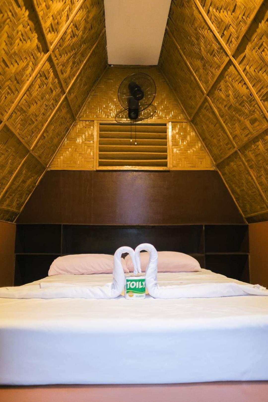 Loboc Nipa Huts Cottages Rental ภายนอก รูปภาพ