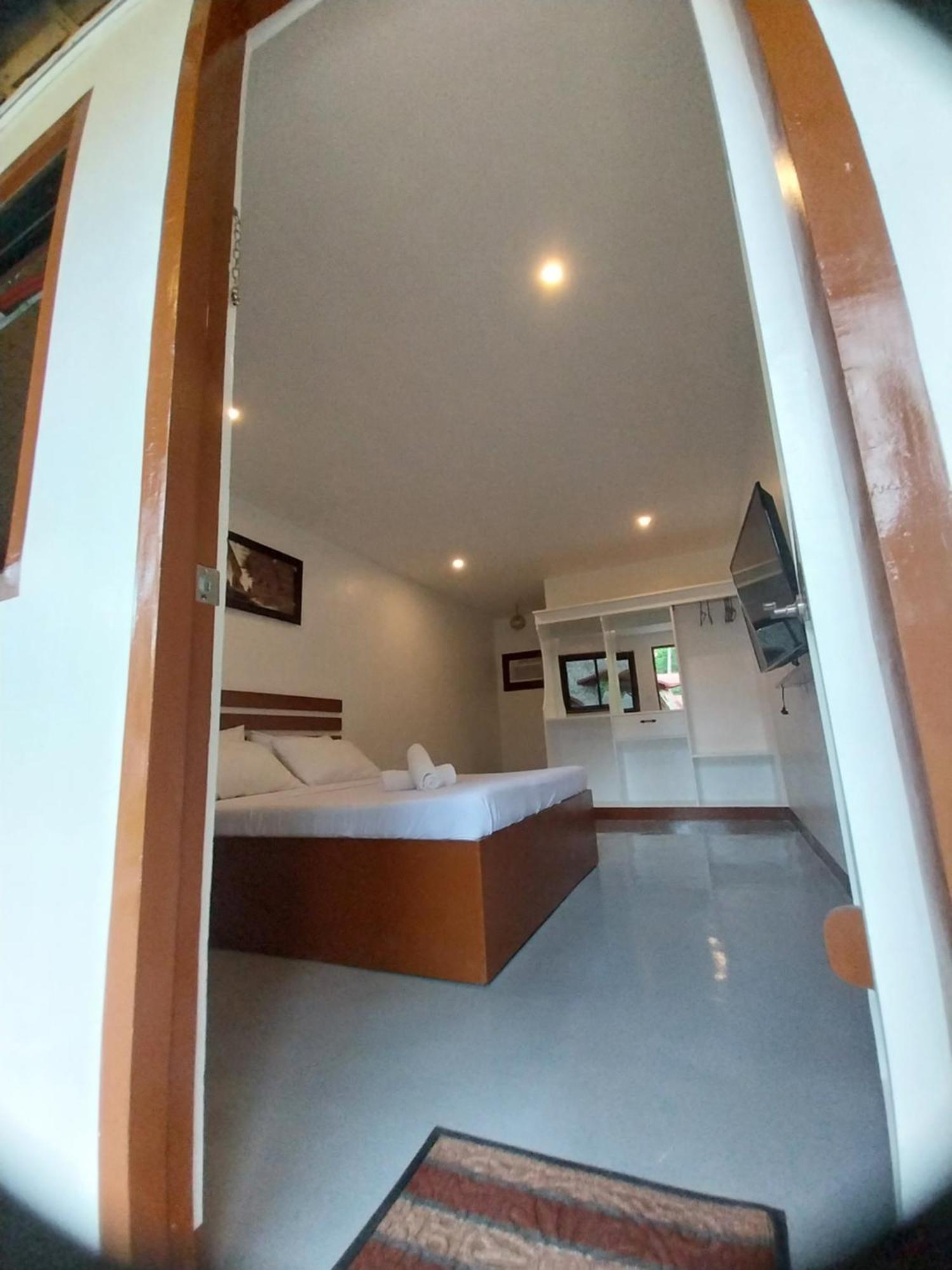 Loboc Nipa Huts Cottages Rental ภายนอก รูปภาพ